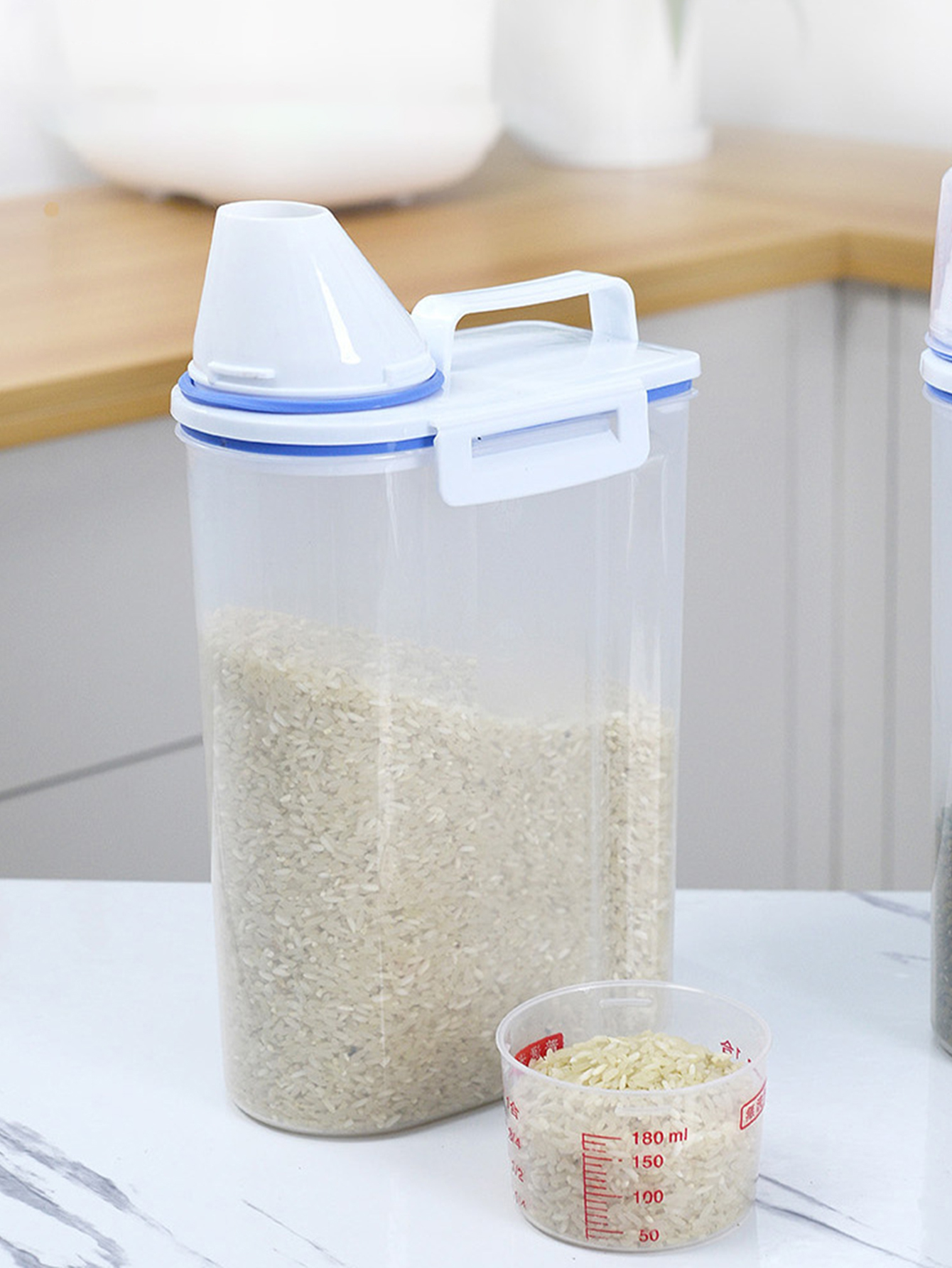 Airtight Cereal Jar - Large Capacity Plastic Rice Bucket Multi-Grain